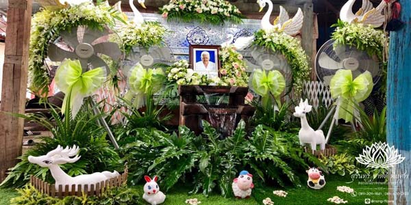 ดอกไม้หน้าศพแนวธรรมชาติ แบบที่ 1