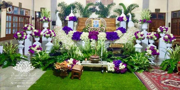 ดอกไม้งานศพสั่งทำพิเศษ แบบที่ 1