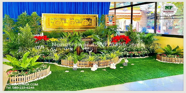 ดอกไม้หน้าหีบแบบสวน สวนประดับงานศพ สวนสวยๆหน้าศพ สวนธรรมชาติในงานศพ สวนหน้าหีบ สวนหน้าศพ สวนหน้าเมรุ แบบที่ 31