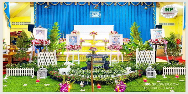 ดอกไม้หน้าหีบแบบสวน สวนดอกไม้งานศพ ดอกไม้หน้าศพแบบสวน ดอกไม้และสวนธรรมชาติ ดอกไม้งานศพสไตล์โมเดิร์นพร้อมสวนสวยๆ ดอกไม้ประดับหน้าหีบศพ แบบที่ 29